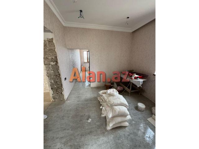 8 otaqlı həyət evi