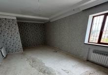 8 otaqlı həyət evi