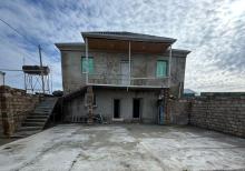 6 otaqli həyət evi