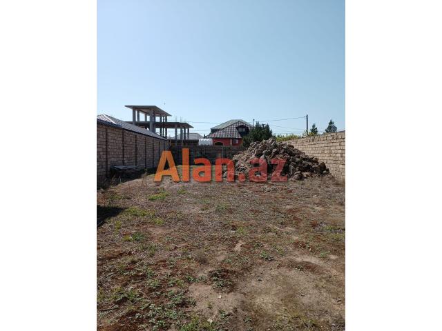 Buzovnada 5 sot torpaq sahəsi