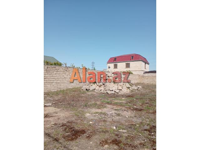 Buzovnada 5 sot torpaq sahəsi