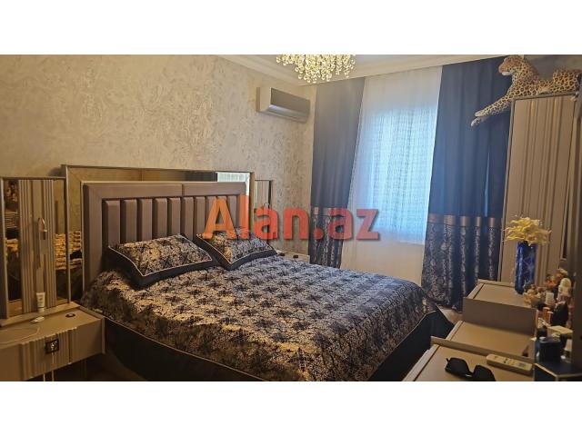 Xalqlar Dostluğu metrosu