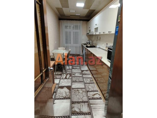 Bakıxanov Razində qanuni 4 otaqlı mənzil