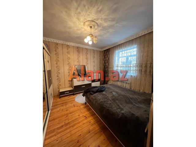 Biləcəridə Şəxsi tikilmiş 4 otaqlı həyət evi
