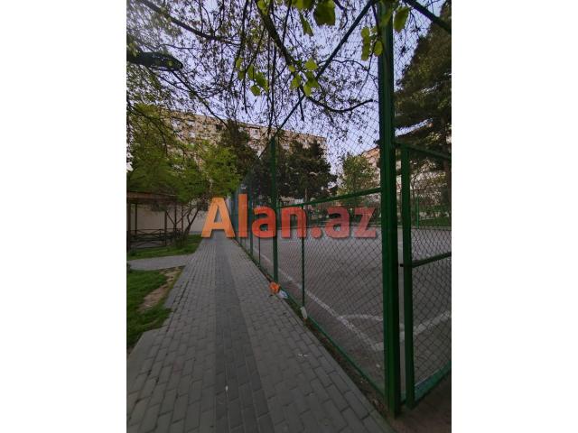 Əhmədli metrosu Məzahir Rüstəmov küçəsi