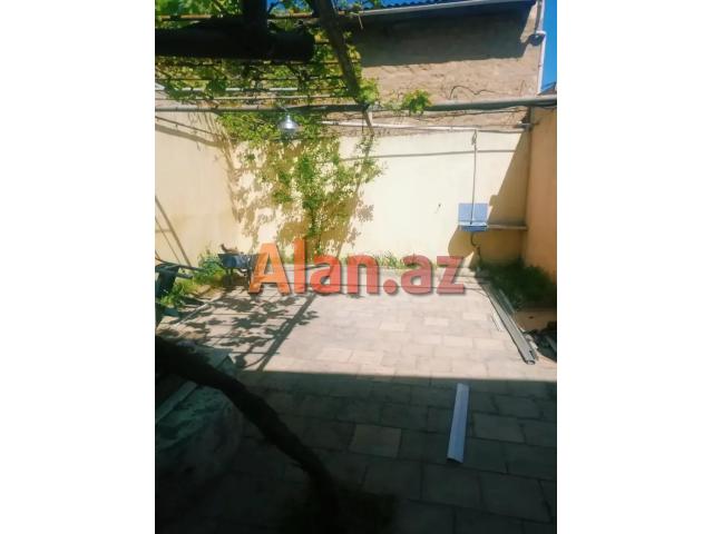 Mərdəkanda mərkəz yolunda