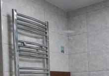 60 kv 2 otaqlı tam təmirli mənzil kirayə verilir