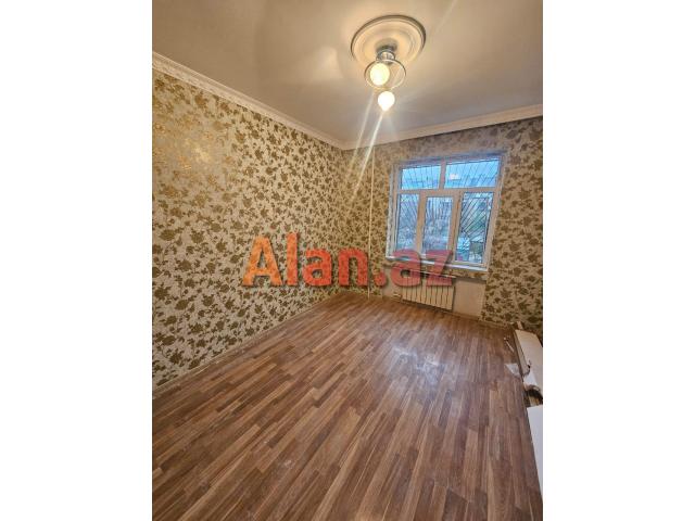 Xalqlar Dostluğu metrosu Babək prospekti