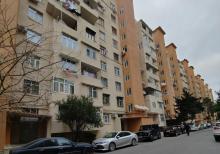 Xalqlar Dostluğu metrosu Babək prospekti