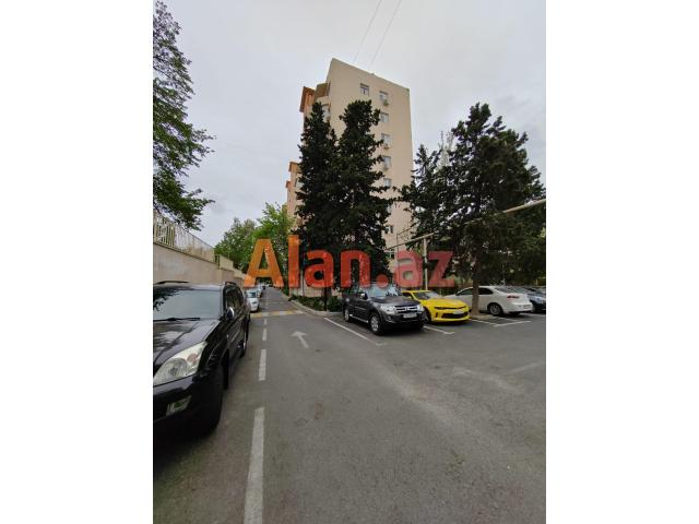 Əhmədli metrosu Sarayevo küçəsi