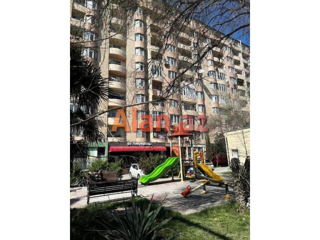 Xalqlar Dostluğu metrosu qanuni 3 otaqlı