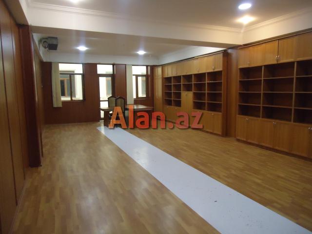 makler(dasinmaz emlak agenti)