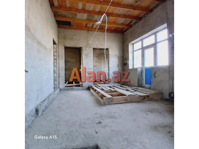 Buzovnada bağ evi satılır