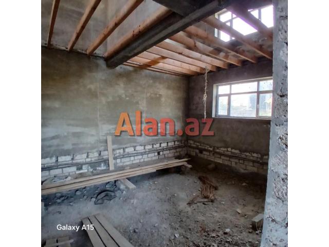 Buzovnada bağ evi satılır