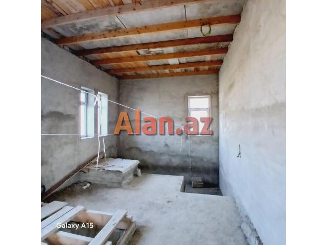 Buzovnada bağ evi satılır