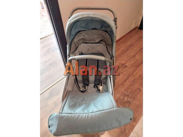 Uşaq arabası satılır