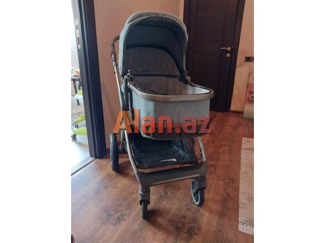 Uşaq arabası satılır