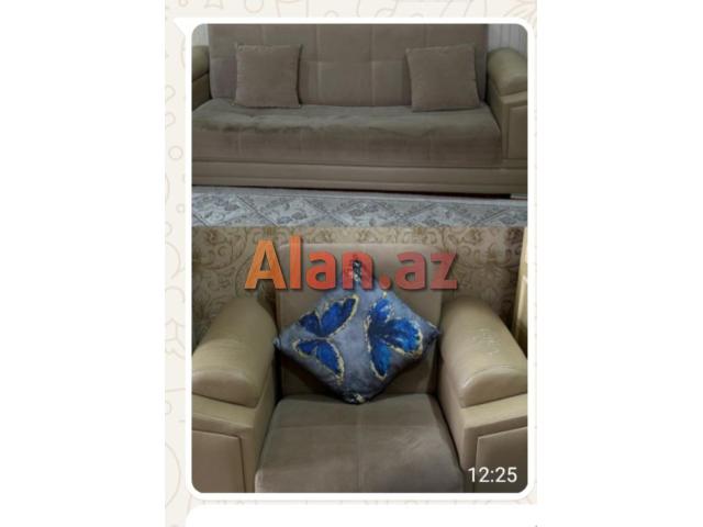 Divan ve 2 kreslosu genis bazali yeni kimi