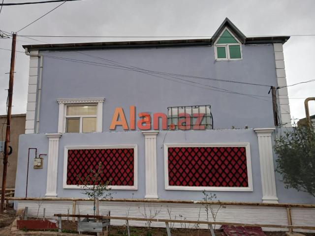 Kredit ilə Binəqədidə 3 otaqlı həyət evi