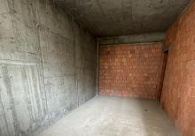 Masazırda apartmanda kupçalı təmirsiz mənzilər