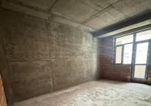 Masazırda apartmanda kupçalı təmirsiz mənzilər