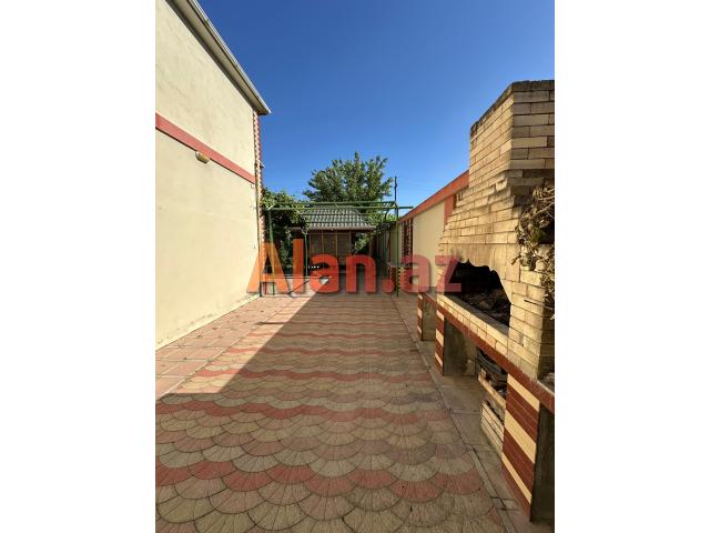 5 otaqli həyət evi