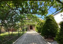 5 otaqli həyət evi