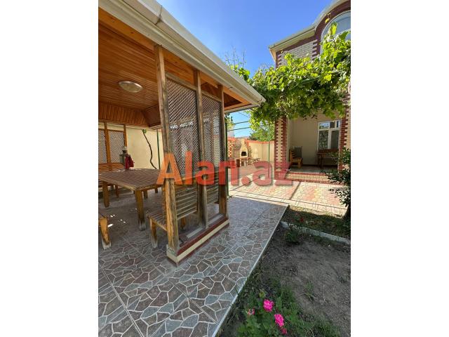 5 otaqli həyət evi