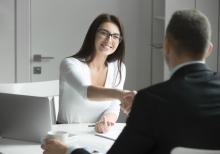 Müdür köməkçisi xanım tələb olunur