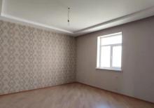 kreditle 3 otaqli temirli heyet evi