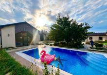 Buzovnada dənizə yaxın super bağ evi