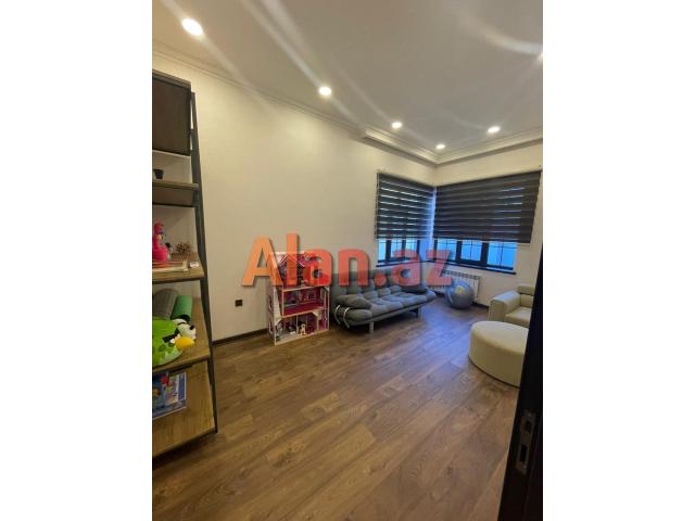 Buzovnada dənizə yaxın super bağ evi