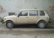 Niva 4 qapı satilir