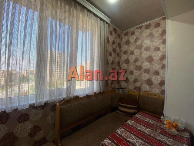 Yeni Günəşli, D Massivində 2 otaqlı, Əşyalı mənzil