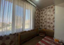 Yeni Günəşli, D Massivində 2 otaqlı, Əşyalı mənzil