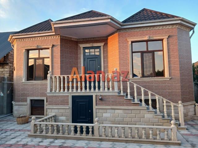 6 otaqlı həyət evi