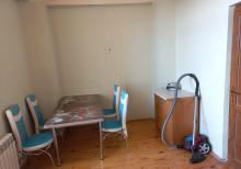 Yeni Tikili 2 otaqlı 90 kv mənzil icarə