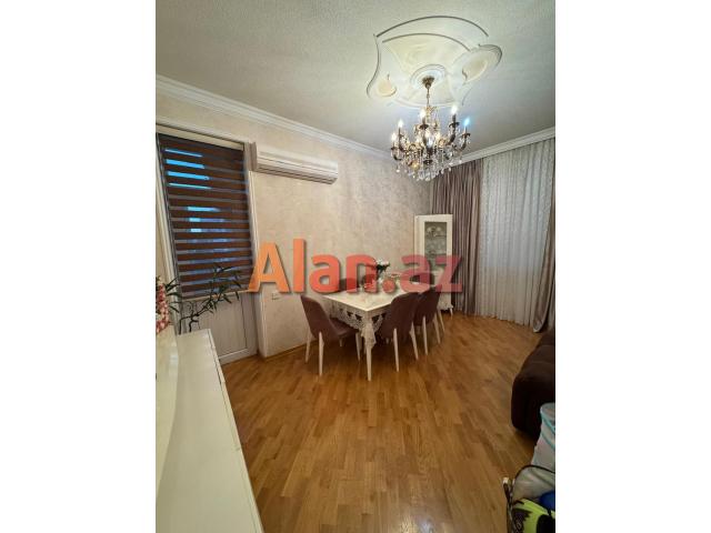 YENİ YASAMALDA 3 otaqlı MƏNZİL və qaraj SATILIR !!!!