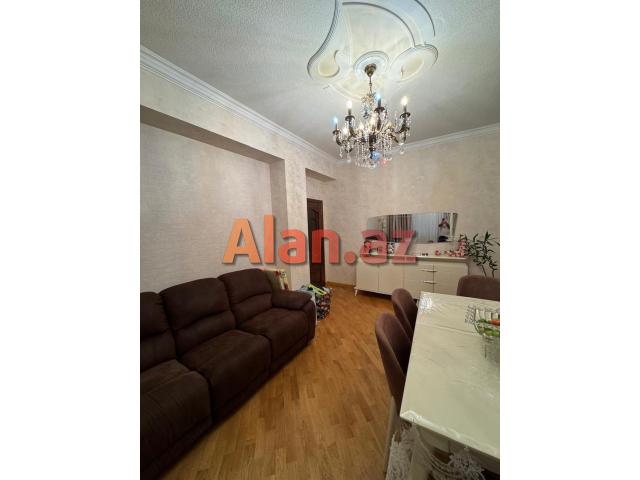 YENİ YASAMALDA 3 otaqlı MƏNZİL və qaraj SATILIR !!!!