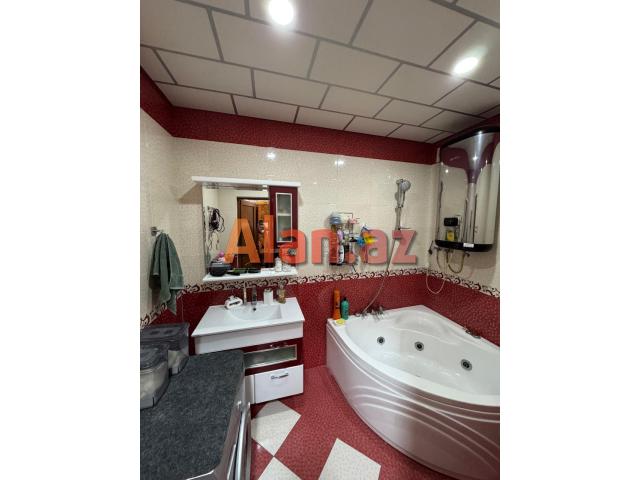 YENİ YASAMALDA 3 otaqlı MƏNZİL və qaraj SATILIR !!!!