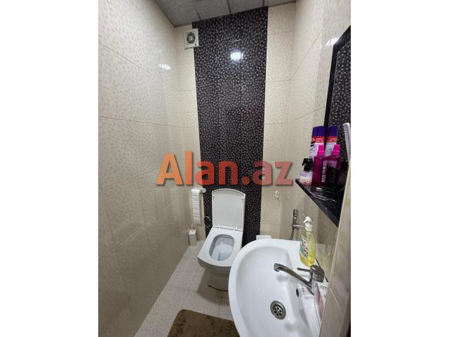 YENİ YASAMALDA 3 otaqlı MƏNZİL və qaraj SATILIR !!!!