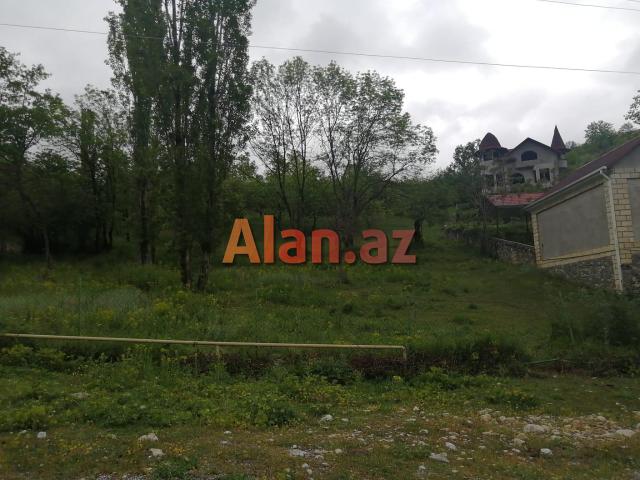 Püstəqasım kəndində torpaq