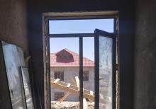 Plastiq qapi pencere