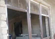 Plastiq qapi pencere