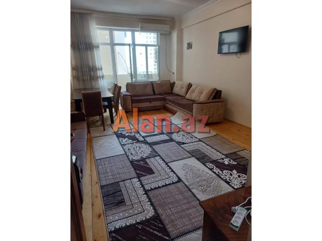Mərkəzdə 2 otaqlı, tam əşyalı mənzil – 90 kv, birbaşa sahibindən