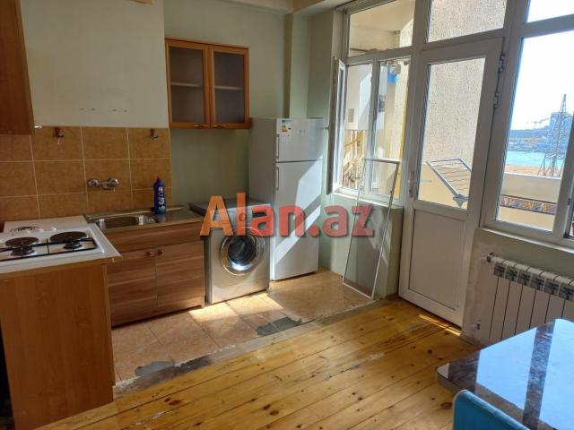 Mərkəzdə 2 otaqlı, tam əşyalı mənzil – 90 kv, birbaşa sahibindən