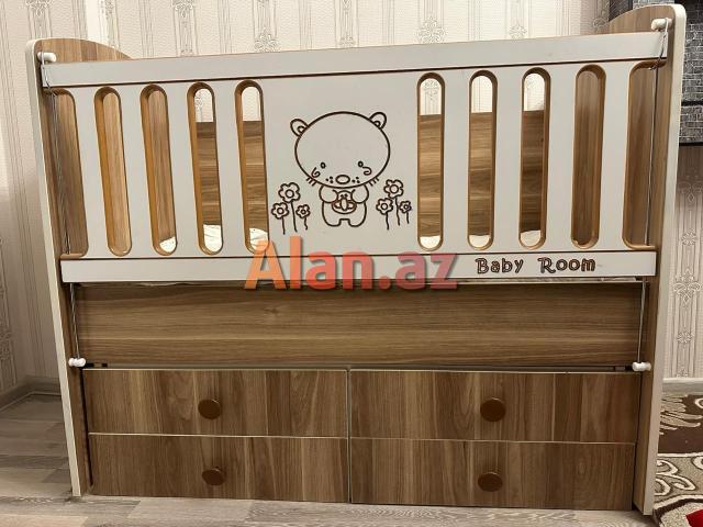 Beşik oğlan və  qız uşağı üçün