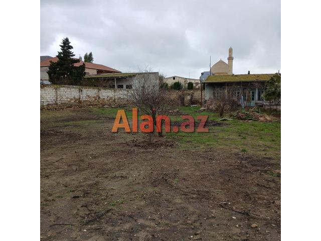 Buzovnada 15 sot torpaq sahəsi satılır