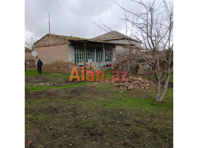 Buzovnada 15 sot torpaq sahəsi satılır