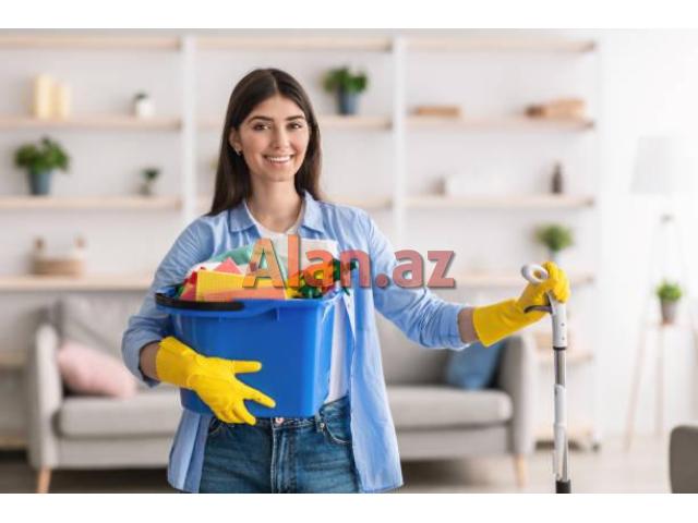 Xadimeci teleb olunur